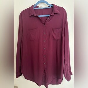 Women’s LOFT Outlet Button Down Shirt